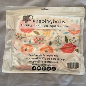 Zipadee Zip Infant Swaddle 0 - 3 Months
